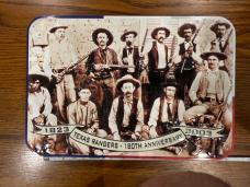 Smith & Wesson "Texas Rangerss 180th Anniversary" Knife & Badge Set Smith & Wesson "Texas Rangerss 180th Anniversary" Knife & Badge Set