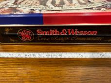 Smith & Wesson "Texas Rangerss 180th Anniversary" Knife & Badge Set Smith & Wesson "Texas Rangerss 180th Anniversary" Knife & Badge Set