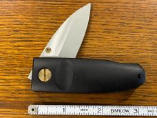 Explorer 11-323 "Stubby" Folding Knife w/Black Metal Handles Japan Explorer 11-323 "Stubby" Folding Knife w/Black Metal Handles Japan