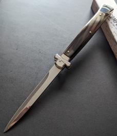 NIB 11"- 28 cm A.G.A. Campolin Brazilian Horn Maltese lockback a super beautiful quality stiletto NIB 11"- 28 cm A.G.A. Campolin Brazilian Horn Maltese lockback a super beautiful quality stiletto
