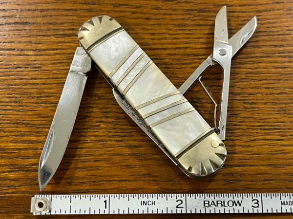 Schrade Stewart Taylor Uncle Henry Lobster Knife w/MOP Inlaid Scales Japan Schrade Stewart Taylor Uncle Henry Lobster Knife w/MOP Inlaid Scales Japan