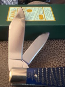 CANAL STREET CUTLERY 2135522 Blue Rope Jigged Bone Swell Center Limited Edition #18 With Gold Sheild CANAL STREET CUTLERY 2135522 Blue Rope Jigged Bone Swell Center Limited Edition #18 With Gold Sheild