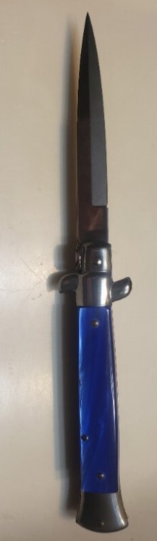 9.0" Frank Beltrame Switchblade Blue Scales 9.0" Frank Beltrame Switchblade Blue Scales