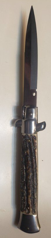 9.0" Frank Beltrame Switchblade Stag Horn 9.0" Frank Beltrame Switchblade Stag Horn
