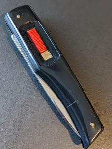 VINTAGE ITALIAN COLLINI "FLYLOCK" SLIDE BUTTON "ROSTFREI PATENT" AUTOMATIC KNIFE VINTAGE ITALIAN COLLINI "FLYLOCK" SLIDE BUTTON "ROSTFREI PATENT" AUTOMATIC KNIFE