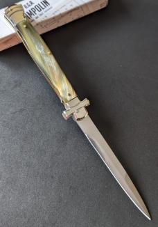 NIB 11"- 28 cm A.G.A. Campolin Brazilian Horn Maltese lockback a super beautiful quality stiletto NIB 11"- 28 cm A.G.A. Campolin Brazilian Horn Maltese lockback a super beautiful quality stiletto