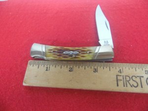 ROUGH RIDER AMBER BONE 3-3/4" RAZOR SHARP STEEL WILL CUT LOCKBACK UNUSED FROM STORAGE