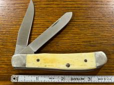 Parker-Edwards 95145 2-Blade Trapper Knife w/Scrimshaw Smooth Bone Scales Parker-Edwards 95145 2-Blade Trapper Knife w/Scrimshaw Smooth Bone Scales