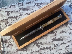 LATAMA STILETTO in Display Box