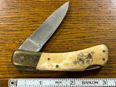 Parker Cut. Co. "The Husky" Lockback w/Scrimshaw Smooth Bone Scales Japan Parker Cut. Co. "The Husky" Lockback w/Scrimshaw Smooth Bone Scales Japan