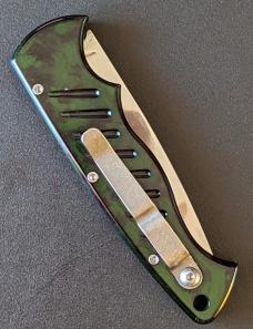 Piranha P-1 Pocket Automatic Knife Green Swirl (3.2" Mirror) Piranha P-1 Pocket Automatic Knife Green Swirl (3.2" Mirror)