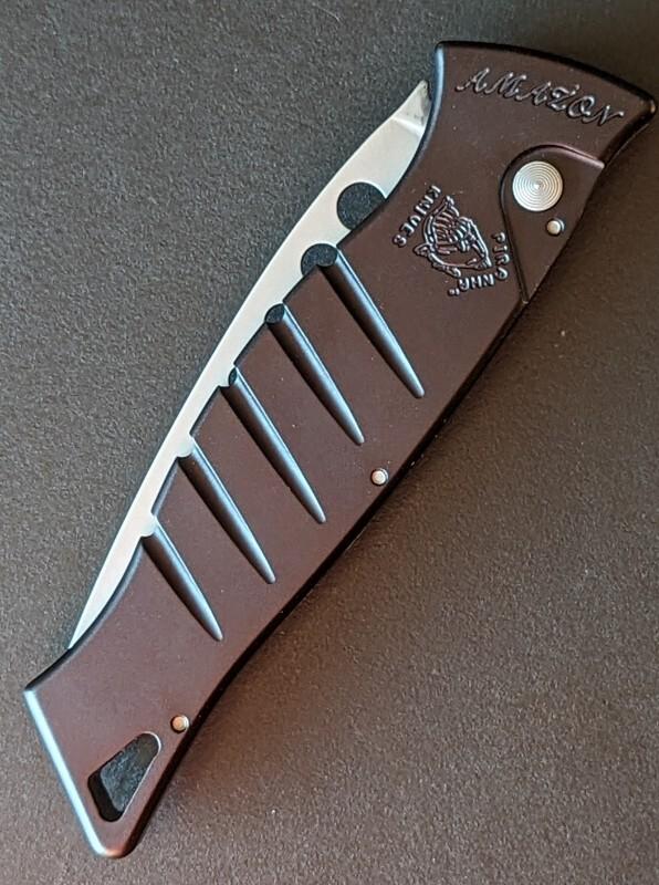 Piranha Amazon Tactical Black Automatic Knife (3.45" Glass Beaded Gray Plain) Piranha Amazon Tactical Black Automatic Knife (3.45" Glass Beaded Gray Plain)