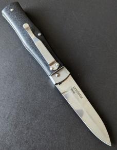 MIkov 241 Predator Lever Lock Automatic Knife ABS BLACK W/POCKET CLIP (3.7" N690 STONEWASHED BLADE) MIkov 241 Predator Lever Lock Automatic Knife ABS BLACK W/POCKET CLIP (3.7" N690 STONEWASHED BLADE)