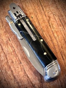 AKC Swinguard NIB