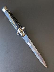 NOS SKM 23CM-9 INCH BAYONET BUFFALO HORN STILETTO NOS SKM 23CM-9 INCH BAYONET BUFFALO HORN STILETTO
