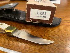 Parker-Edwards Trailing Point Hunting Knife w/Stainless Steel Blade & Stag Scales A175SS Parker-Edwards Trailing Point Hunting Knife w/Stainless Steel Blade & Stag Scales A175SS