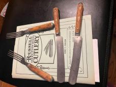 J. RUSSELL & CO GREEN RIVER (UNUSAL TO FIND) JIGGED BONE SET OF 12 *BARGIN* J. RUSSELL & CO GREEN RIVER (UNUSAL TO FIND) JIGGED BONE SET OF 12 *BARGIN*