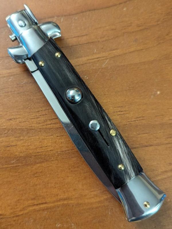 FRANK BELTRAME 23CM 9" DAGGER AUTOMATIC IN NICE BUFFALO HORN...NEW FRANK BELTRAME 23CM 9" DAGGER AUTOMATIC IN NICE BUFFALO HORN...NEW