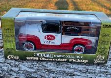 CASE XX ** 2014 LIMITED EDITION 125 YEARS ERTL TRUCK & KNIFE SET - OLIVE GREEN BONE PEANUT