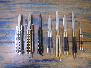 Group No1 '8' Knives Offered As One Lot