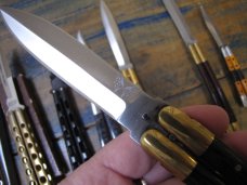 Group No1 '8' Knives Offered As One Lot Group No1 '8' Knives Offered As One Lot