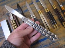 Group No1 '8' Knives Offered As One Lot Group No1 '8' Knives Offered As One Lot