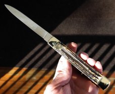 Hubertus huge 5.5" Springer auto, Solingen Knife Leverlock. Unused, unsharpened mint. Perfect Action Hubertus huge 5.5" Springer auto, Solingen Knife Leverlock. Unused, unsharpened mint. Perfect Action