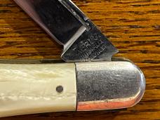 3-Blade Folding Knife w/MOP Scales 3-Blade Folding Knife w/MOP Scales
