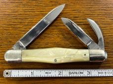3-Blade Folding Knife w/MOP Scales 3-Blade Folding Knife w/MOP Scales
