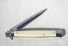 NEW OLD STOCK SKM 13" SWITCHBLADE BAYONET STILETTO ACRYLIC IVORY MANIAGO ITALY NEW OLD STOCK SKM 13" SWITCHBLADE BAYONET STILETTO ACRYLIC IVORY MANIAGO ITALY