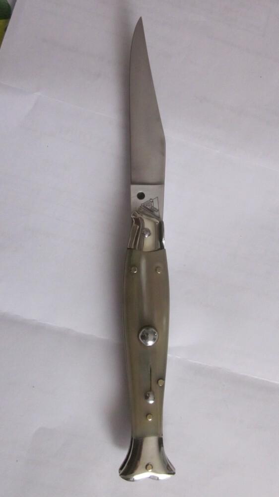 AKC 8" Fishtail AKC 8" Fishtail