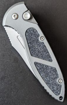Boker SpeedLock T4 Tactical Automatic with 3-3/8" Stainless Serrated Edge, Button Plunge Lock