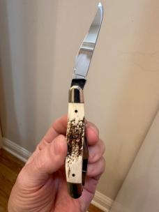 2003 Case XX Mammoth Ivory Muskrat. Mint condition! 2003 Case XX Mammoth Ivory Muskrat. Mint condition!