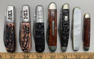 7 I*XL knives in good to very good condition. ................................................(I*XL)