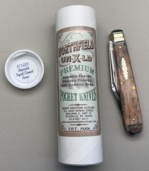 Great Eastern Cutlery Northfield UN-X-LD 871223 Smooth Dyed Camel Bone. ......................(GEC) Great Eastern Cutlery Northfield UN-X-LD 871223 Smooth Dyed Camel Bone. ......................(GEC)