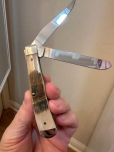 2003 Case XX Mastadon Ivory Trapper. Mint condition!
