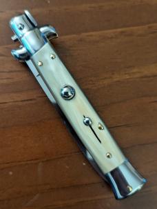 NOS GIOVANNI BELTRAME 23CM-9 INCH FLAT BLADE STILETTO IN BRAZILIAN HONEY HORN NOS GIOVANNI BELTRAME 23CM-9 INCH FLAT BLADE STILETTO IN BRAZILIAN HONEY HORN