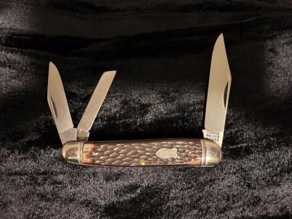 Sharade Walden 804 Splitback Whittler Unused Sharade Walden 804 Splitback Whittler Unused
