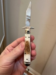 Case XX Cheetah Cub w/ Genuine Elk horn handles and fluted bolsters. 2005 Case Collectors Club Mint! Case XX Cheetah Cub w/ Genuine Elk horn handles and fluted bolsters. 2005 Case Collectors Club Mint!