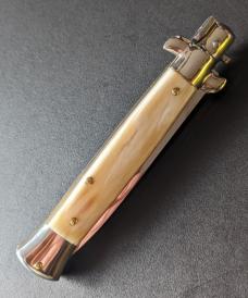 NOS GIOVANNI BELTRAME 23CM-9 INCH FLAT BLADE STILETTO IN BRAZILIAN HONEY HORN NOS GIOVANNI BELTRAME 23CM-9 INCH FLAT BLADE STILETTO IN BRAZILIAN HONEY HORN