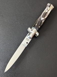 RARE NOS GIOVANNI BELTRAME 20CM-8 INCH FLAT BLADE STILETTO IN SUPER SELECT BUFFALO HORN RARE NOS GIOVANNI BELTRAME 20CM-8 INCH FLAT BLADE STILETTO IN SUPER SELECT BUFFALO HORN