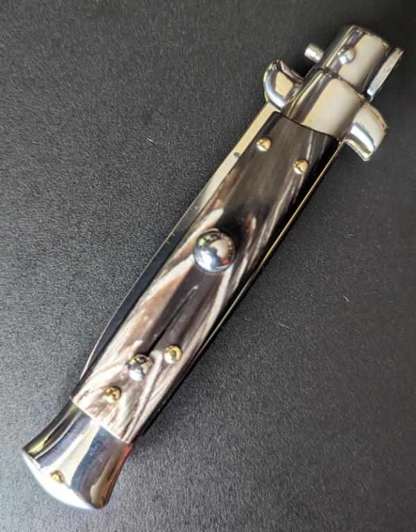 RARE NOS GIOVANNI BELTRAME 20CM-8 INCH FLAT BLADE STILETTO IN SUPER SELECT BUFFALO HORN RARE NOS GIOVANNI BELTRAME 20CM-8 INCH FLAT BLADE STILETTO IN SUPER SELECT BUFFALO HORN