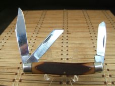 SCHRADE OLD TIMER 8OT SR. STOCKMAN VINTAGE 1970'S OLDER HIGH CARBON STEEL BLADE USED POCKET KNIFE SCHRADE OLD TIMER 8OT SR. STOCKMAN VINTAGE 1970'S OLDER HIGH CARBON STEEL BLADE USED POCKET KNIFE