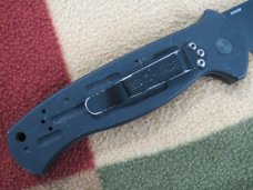 BENCHMADE 9050 COMBO EDGE 154 CM BENCHMADE 9050 COMBO EDGE 154 CM