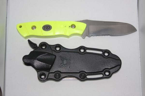 Benchmade 100SH200 Dive Knife Discontinued Benchmade 100SH200 Dive Knife Discontinued