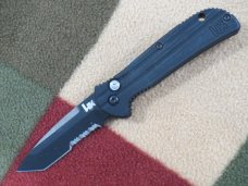 Benchmade HK Mini - Entourage 14751SBK Automatic ~ New In Box Benchmade HK Mini - Entourage 14751SBK Automatic ~ New In Box