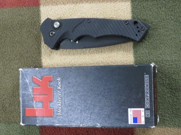 H&K Heckler & Koch Benchmade MP5 6000010SBK Tactical Automatic Knife Black