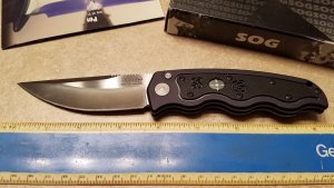 (SOLD) SOG SOG - Tac #ST-01 assisted pocket / carry knife - New in Box & never used!!