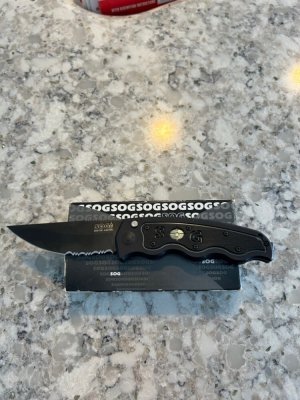 SOG AUTO - ST-03 SOGTAC- NEW IN BOX