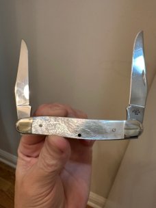 Case XX Silver Script Muskrat w/ Mother of Pearl handles. Mint condition! Case XX Silver Script Muskrat w/ Mother of Pearl handles. Mint condition!